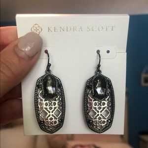 Kendra Scott Emmy Earring